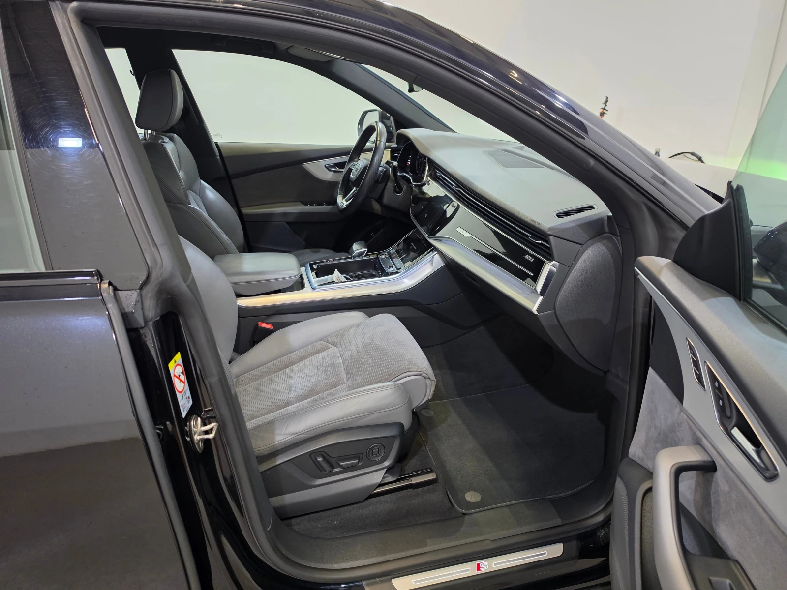 Audi Q8 55 TFSIe Plug-In Hybrid Quattro | Mobile.bg � ����������� 7