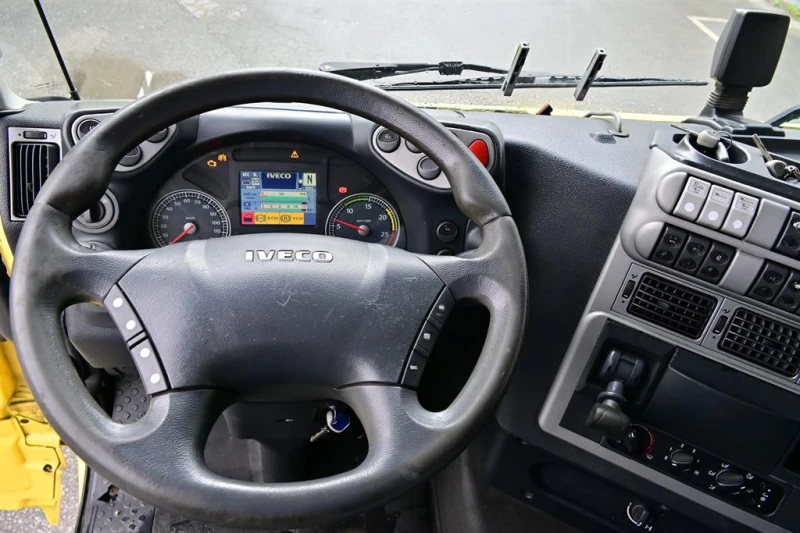 Iveco Stralis 500 Ретардер, 2 легла, снимка 12 - Камиони - 51893471