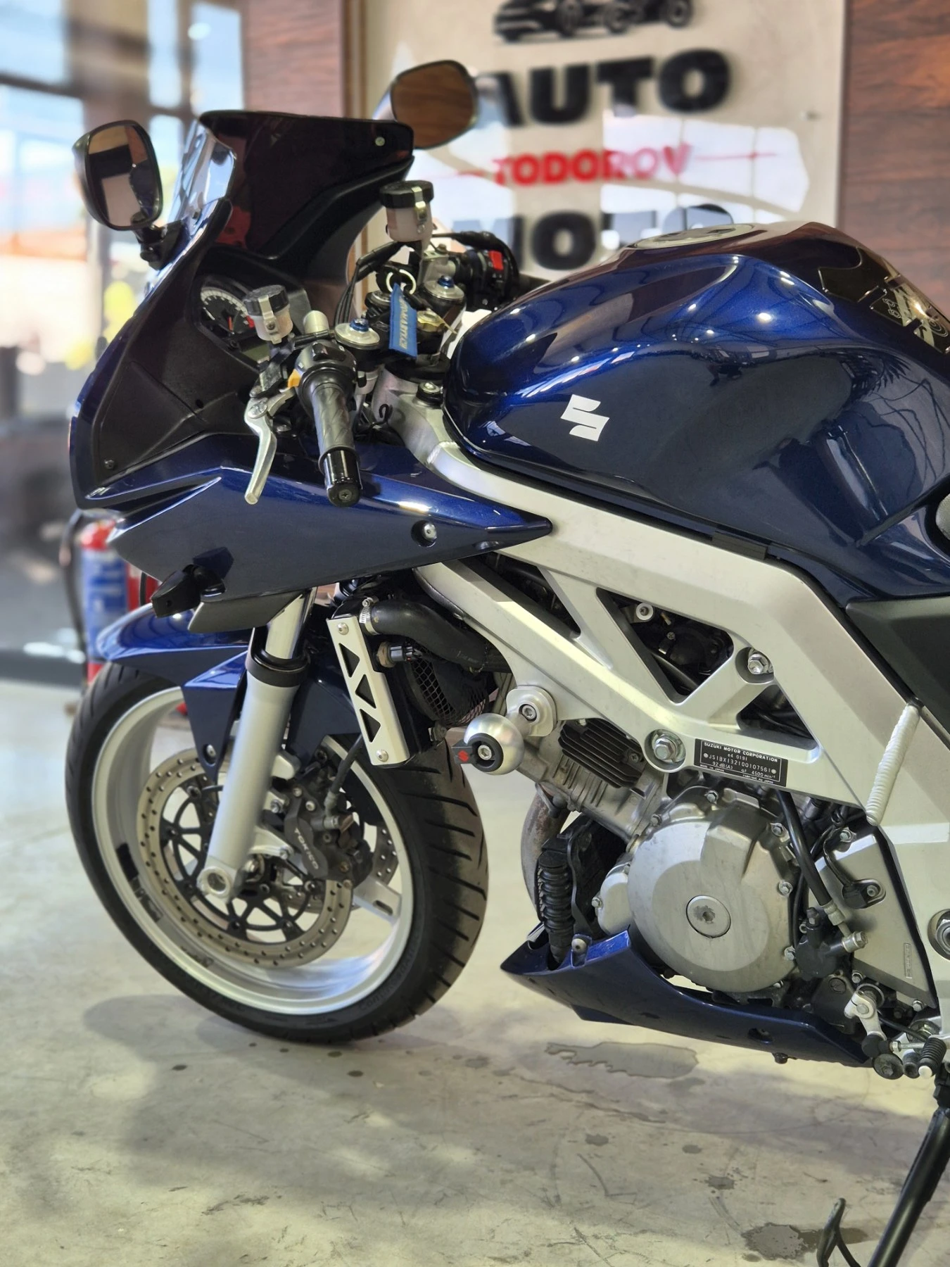 Suzuki SV 1000S Нов внос от ШВЕЙЦАРИЯ!, снимка 11 - Мотоциклети и мототехника - 54933655