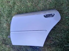 Врата задна лява Субару Легаси сива 06г.