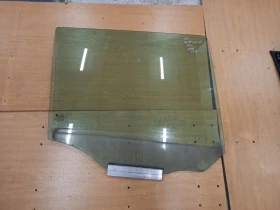Стъкло задно дясно Опел Зафира Б (1)