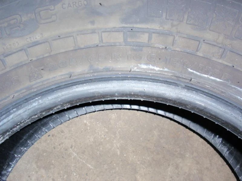 Гуми Всесезонни 235/65R16, снимка 11 - Гуми и джанти - 8927355