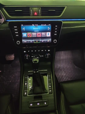 Skoda Superb 2.0 TDI 4Х4 200 к.с. 7 DSG, снимка 10