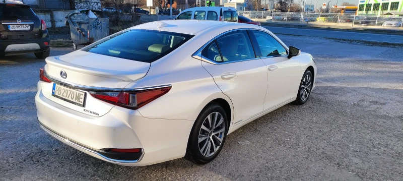 Lexus ES ES300H , снимка 3 - Автомобили и джипове - 48585505