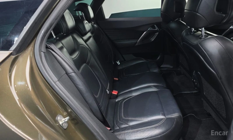 DS DS 5, снимка 12 - Автомобили и джипове - 53536354