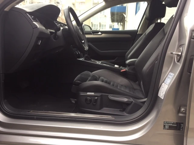 VW Passat  HIGHLINE"DSG"Distronic"FrontAssist* , снимка 6 - Автомобили и джипове - 55439510