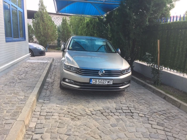 VW Passat  HIGHLINE"DSG"Distronic"FrontAssist* , снимка 3 - Автомобили и джипове - 55439510