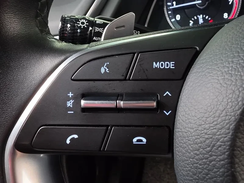 Hyundai Sonata 2.0 Premium Plus, снимка 16 - Автомобили и джипове - 56130567