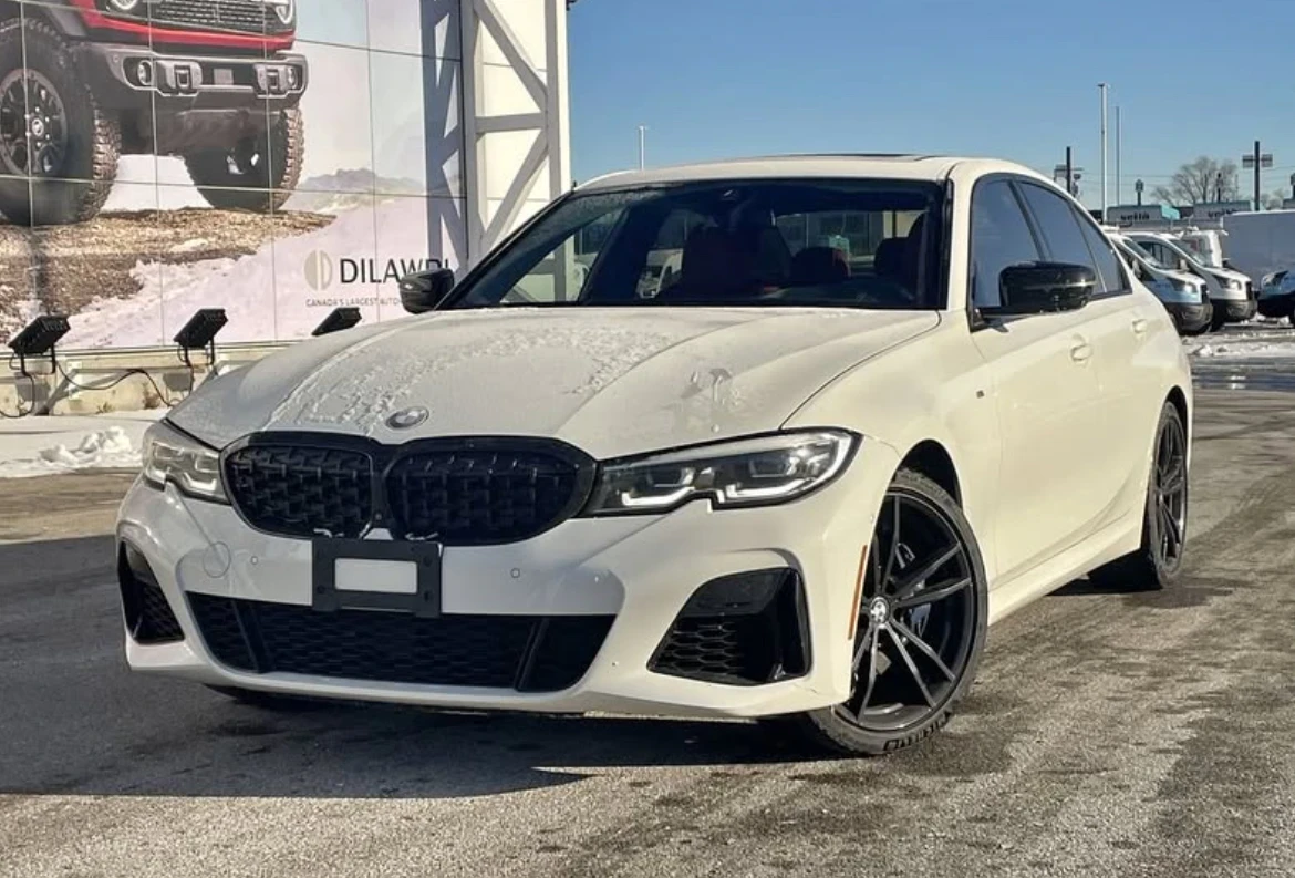 BMW 340 ЧЕРВЕНА КОЖА * * CARFAX * * АВТО КРЕДИТ * * , снимка 1