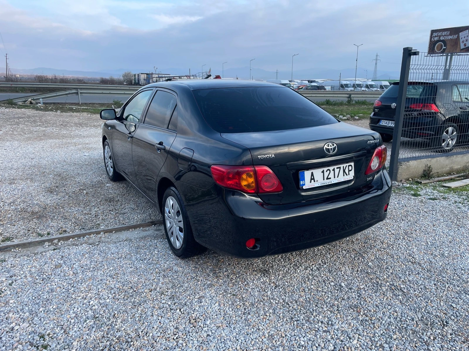 Toyota Corolla 1.4 D-4D Premium  - изображение 2