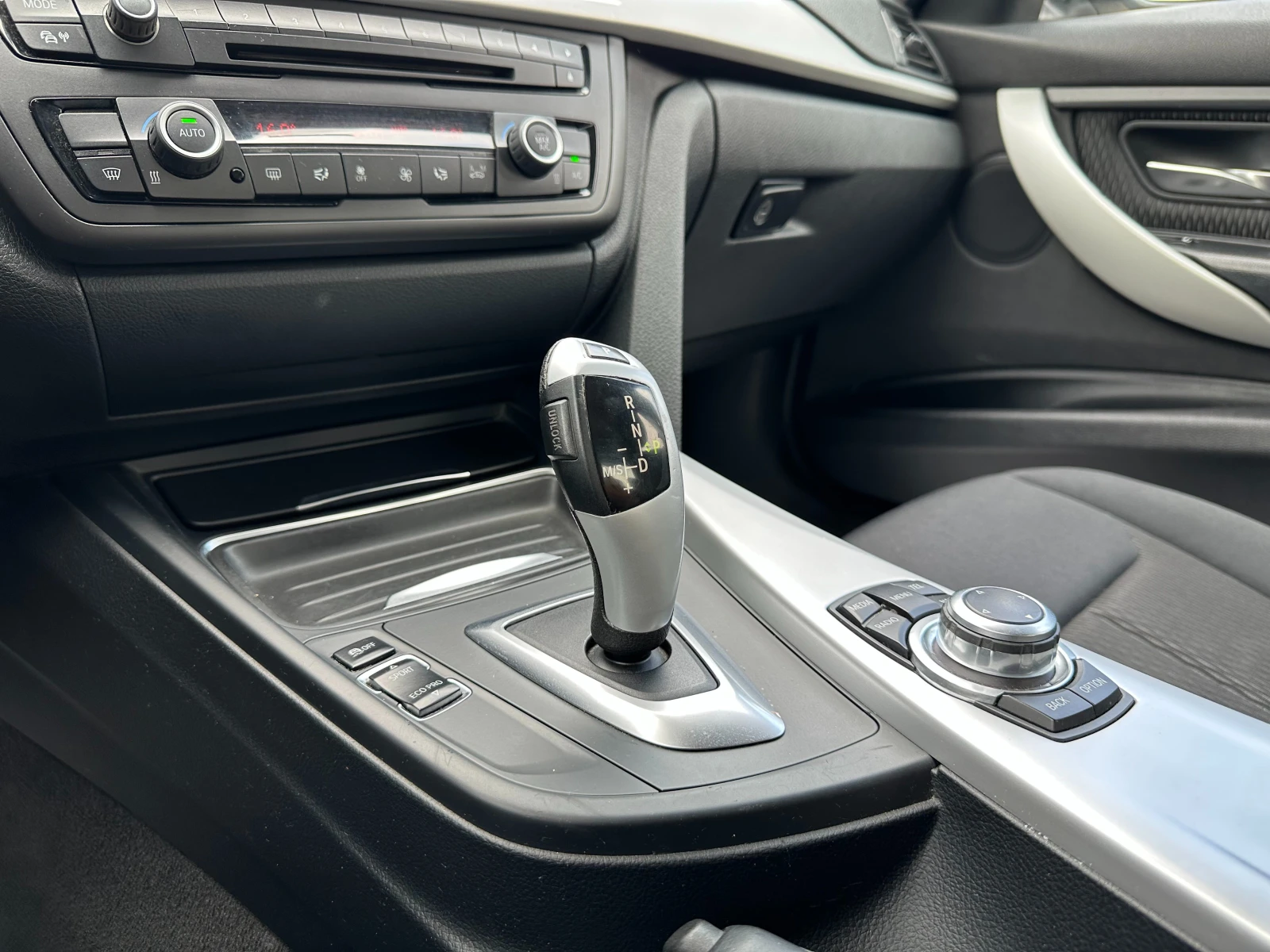 BMW 320 D Xdrive | Mobile.bg   12