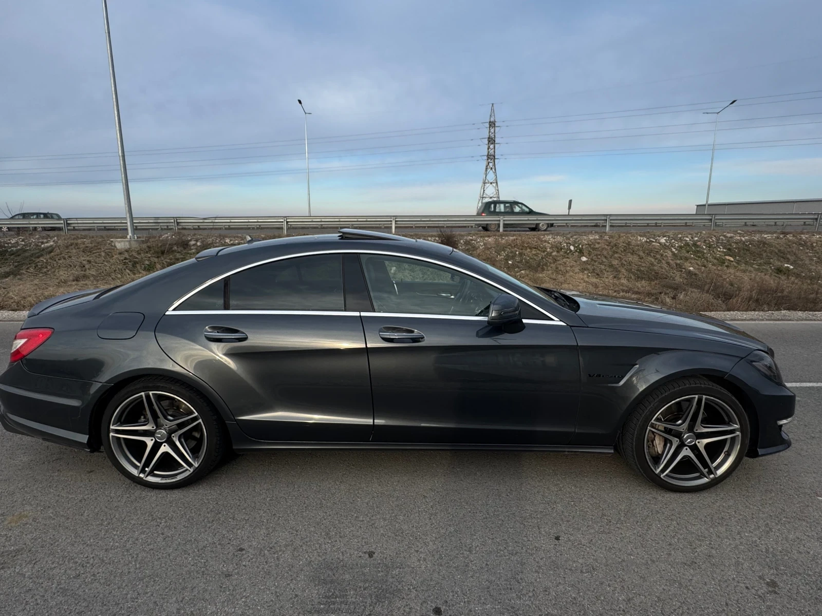 Mercedes-Benz CLS 550 Cls 550 4MATIC - изображение 5