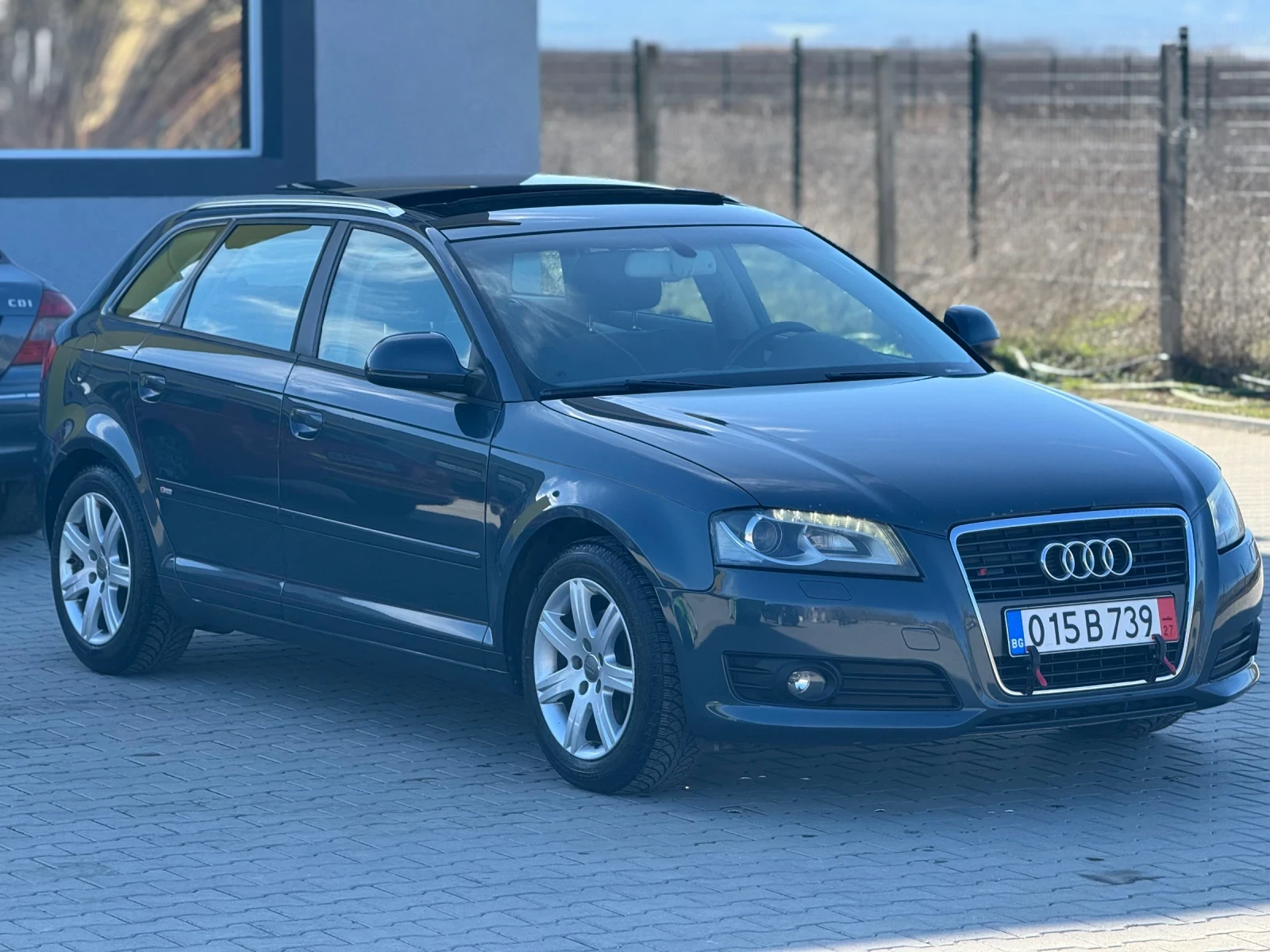 Audi A3 Sportback 1.8T Навигация Панорама - изображение 3