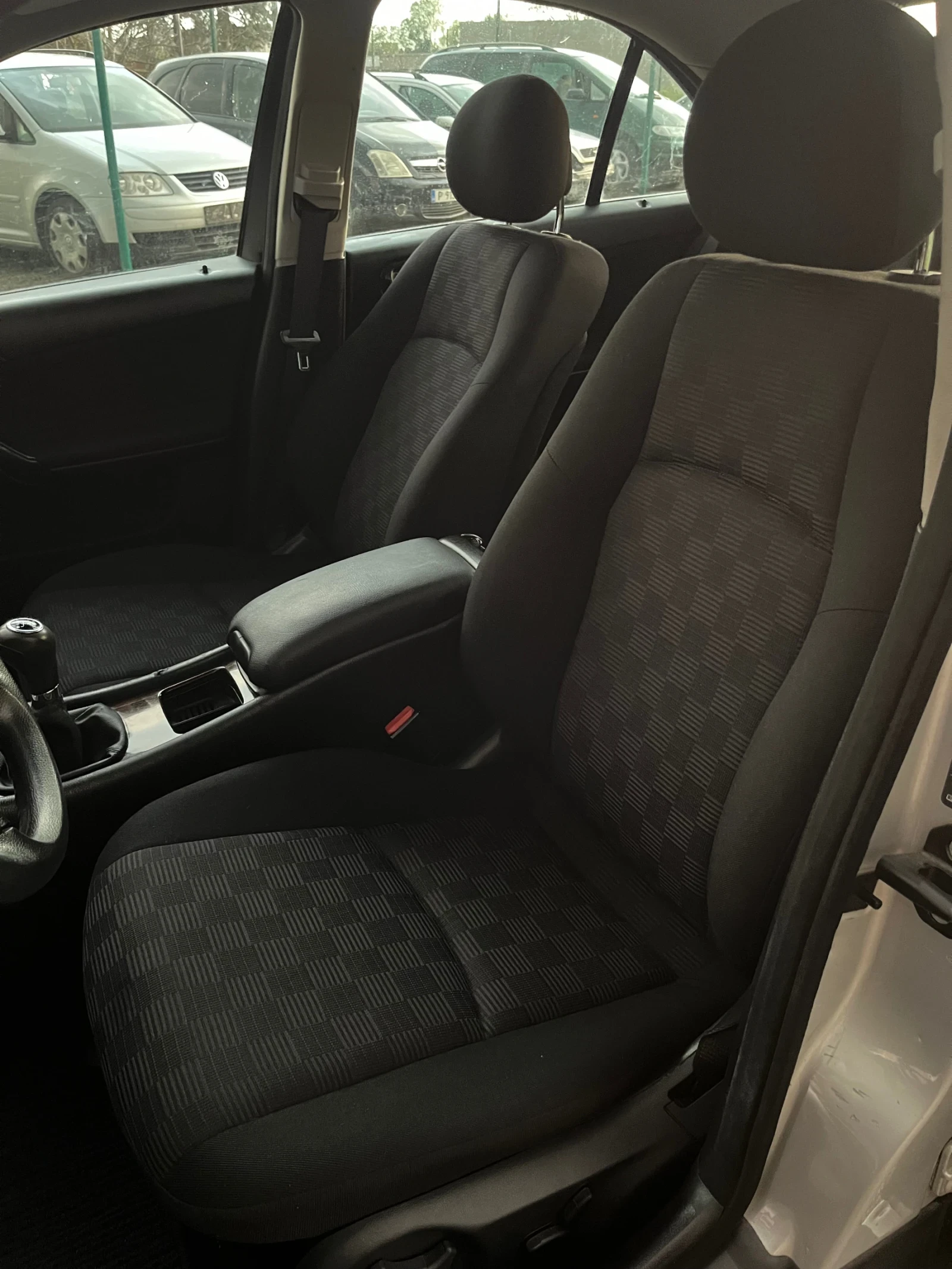 Mercedes-Benz C 220 * FACELIFT* 2006 6ск. - изображение 10