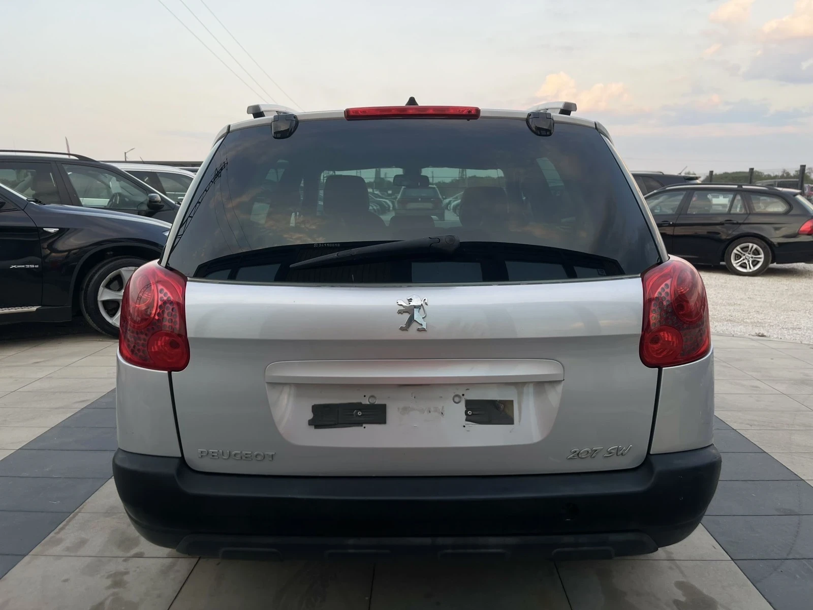 Peugeot 207 207 SW 1.6 HDI - изображение 7