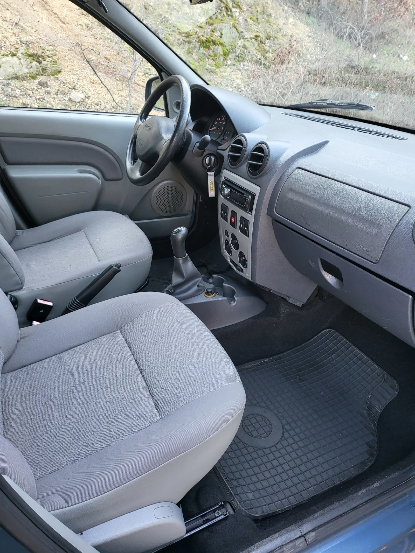 Dacia Logan 1.6 i - изображение 5