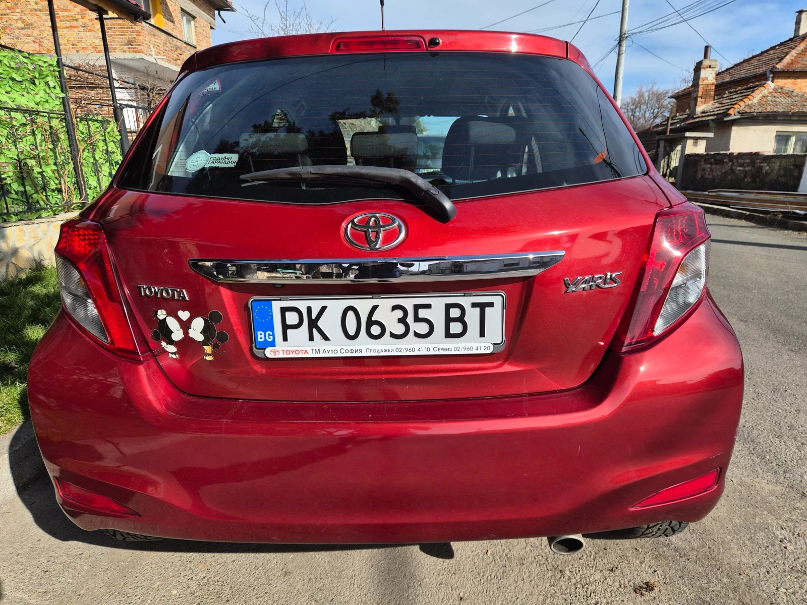 Toyota Yaris  - изображение 4