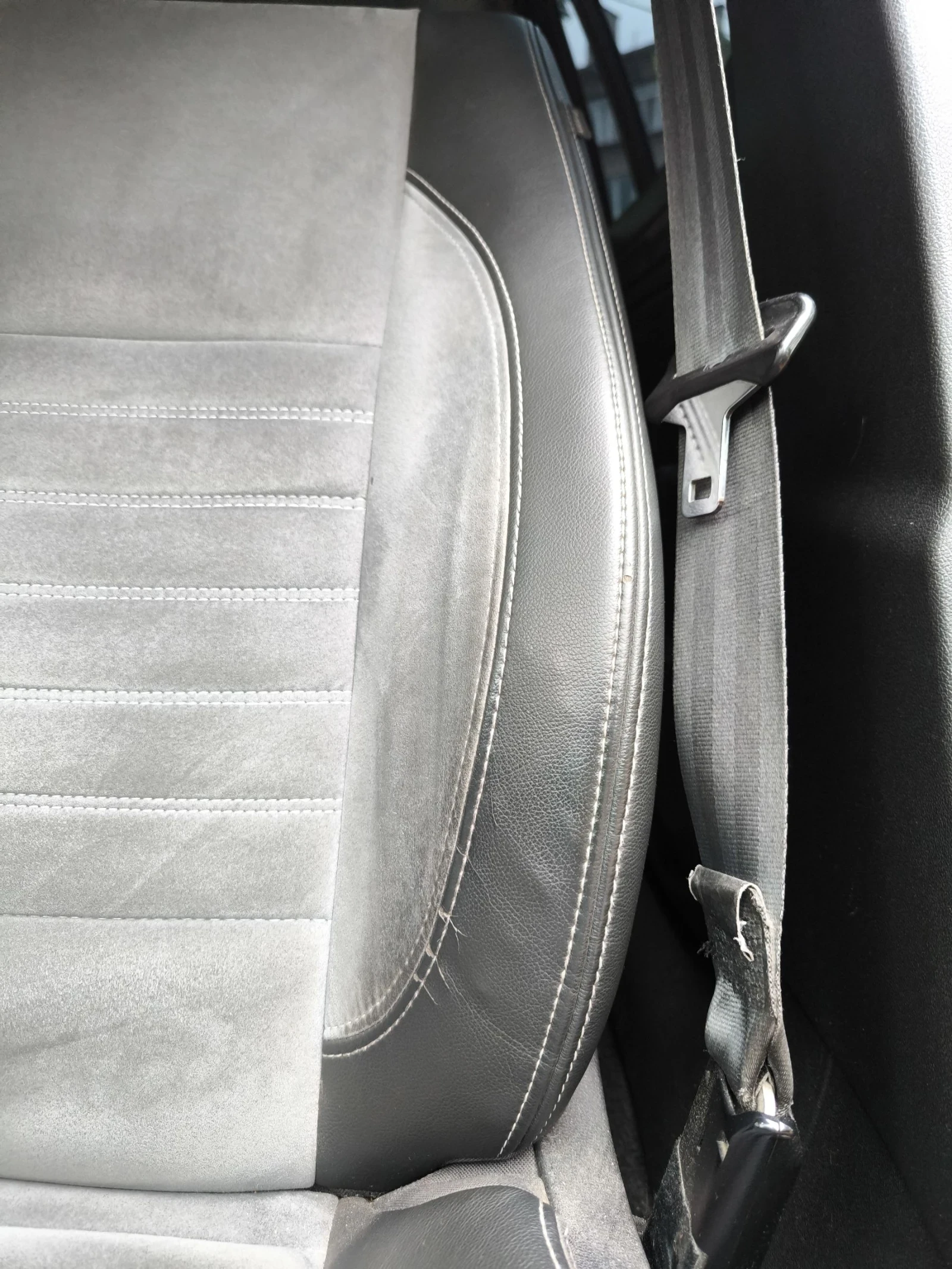 Renault Laguna 2.0dCi, снимка 4 - Автомобили и джипове - 53833718