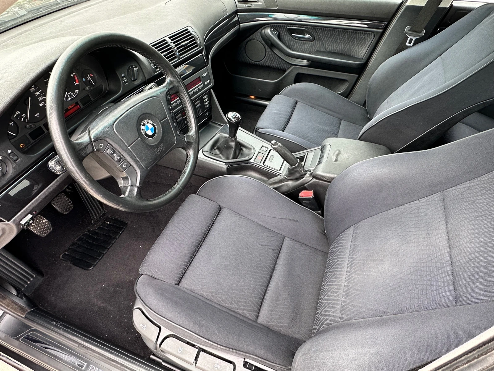 BMW 523 i* LPG Prins, снимка 8 - Автомобили и джипове - 54169582