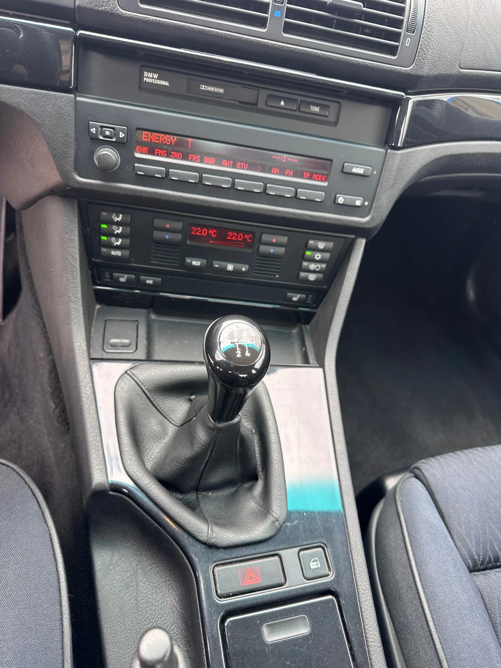 BMW 523 i* LPG Prins, снимка 11 - Автомобили и джипове - 54169582