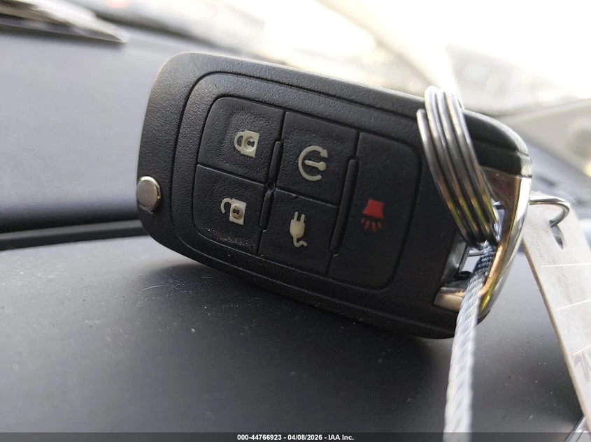 Chevrolet Volt, снимка 11 - Автомобили и джипове - 54327620