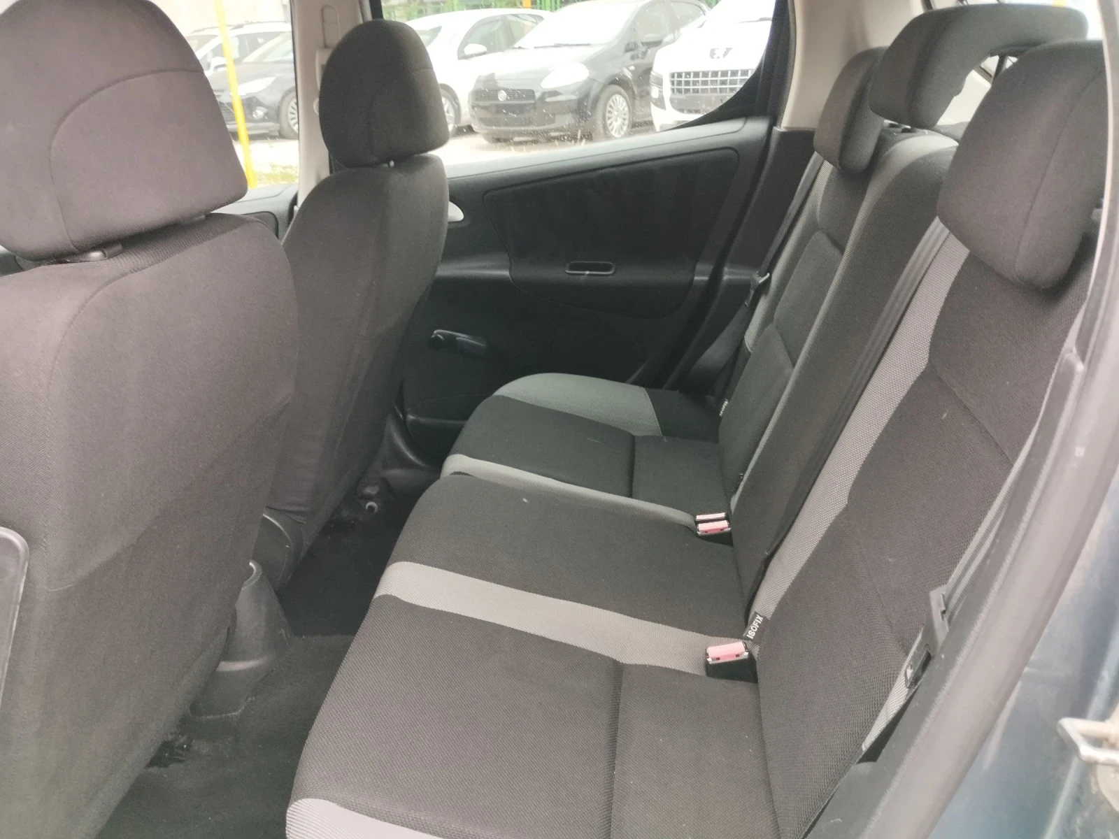 Peugeot 207 1.4i BENZIN , снимка 9 - Автомобили и джипове - 54632278