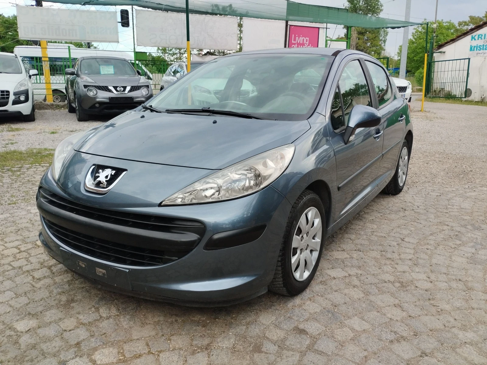 Peugeot 207 1.4i BENZIN 