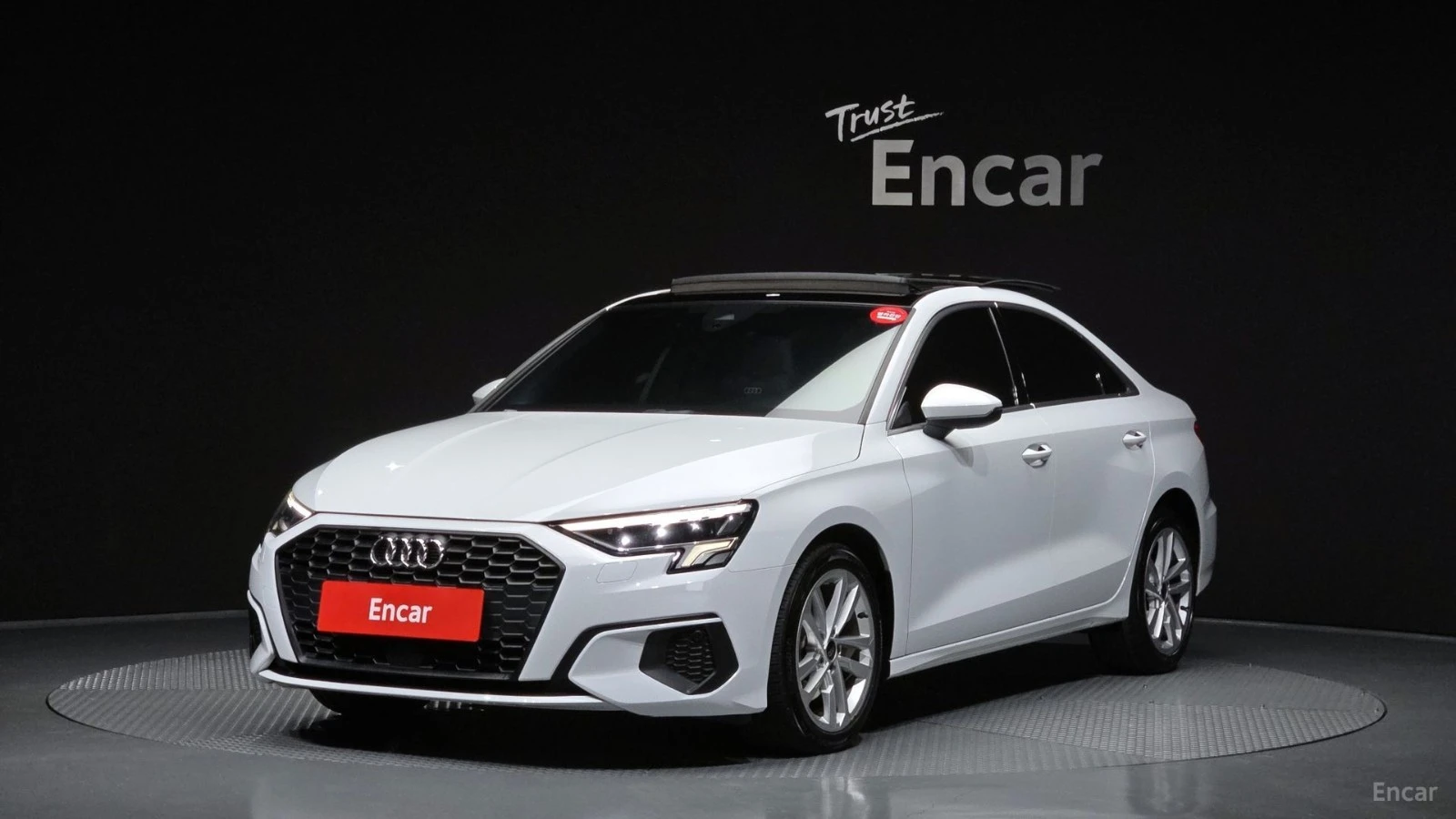 Audi A3 40 TFSI* КОЖА* ПОДГРЕВ* ПАНО* КАМЕРА
