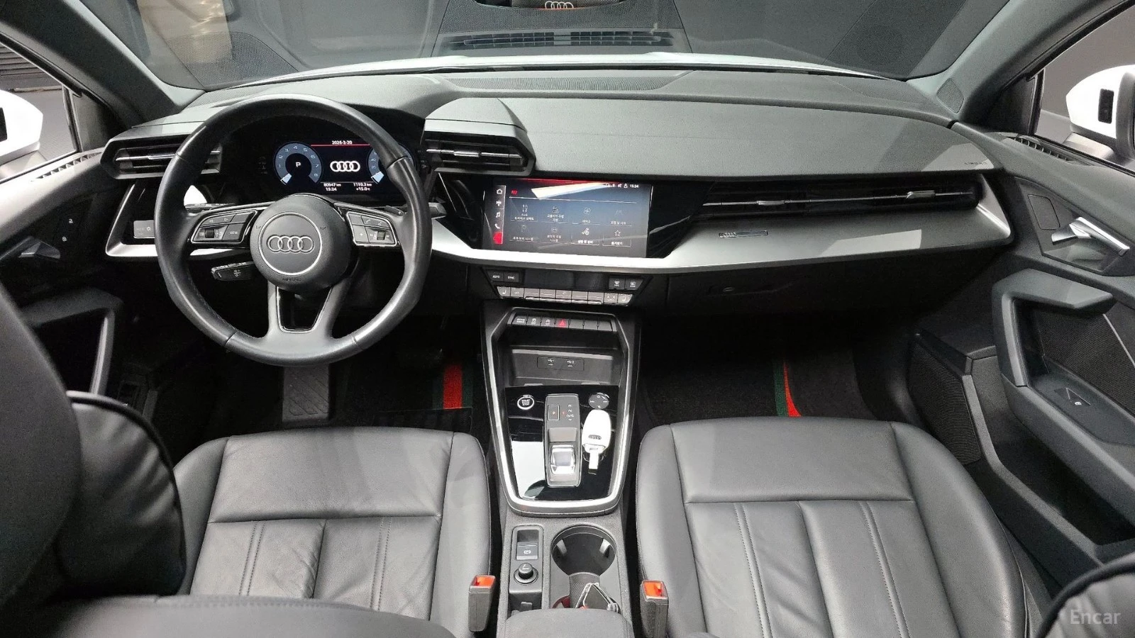 Audi A3 40 TFSI* КОЖА* ПОДГРЕВ* ПАНО* КАМЕРА, снимка 5 - Автомобили и джипове - 55481044