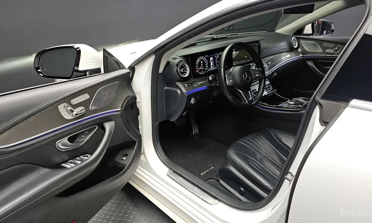 Mercedes-Benz CLS 300 AMG* LINE* BURMESTER* ХЕДЪП* 360КАМЕРА* LANE* ASSI, снимка 6 - Автомобили и джипове - 55695145