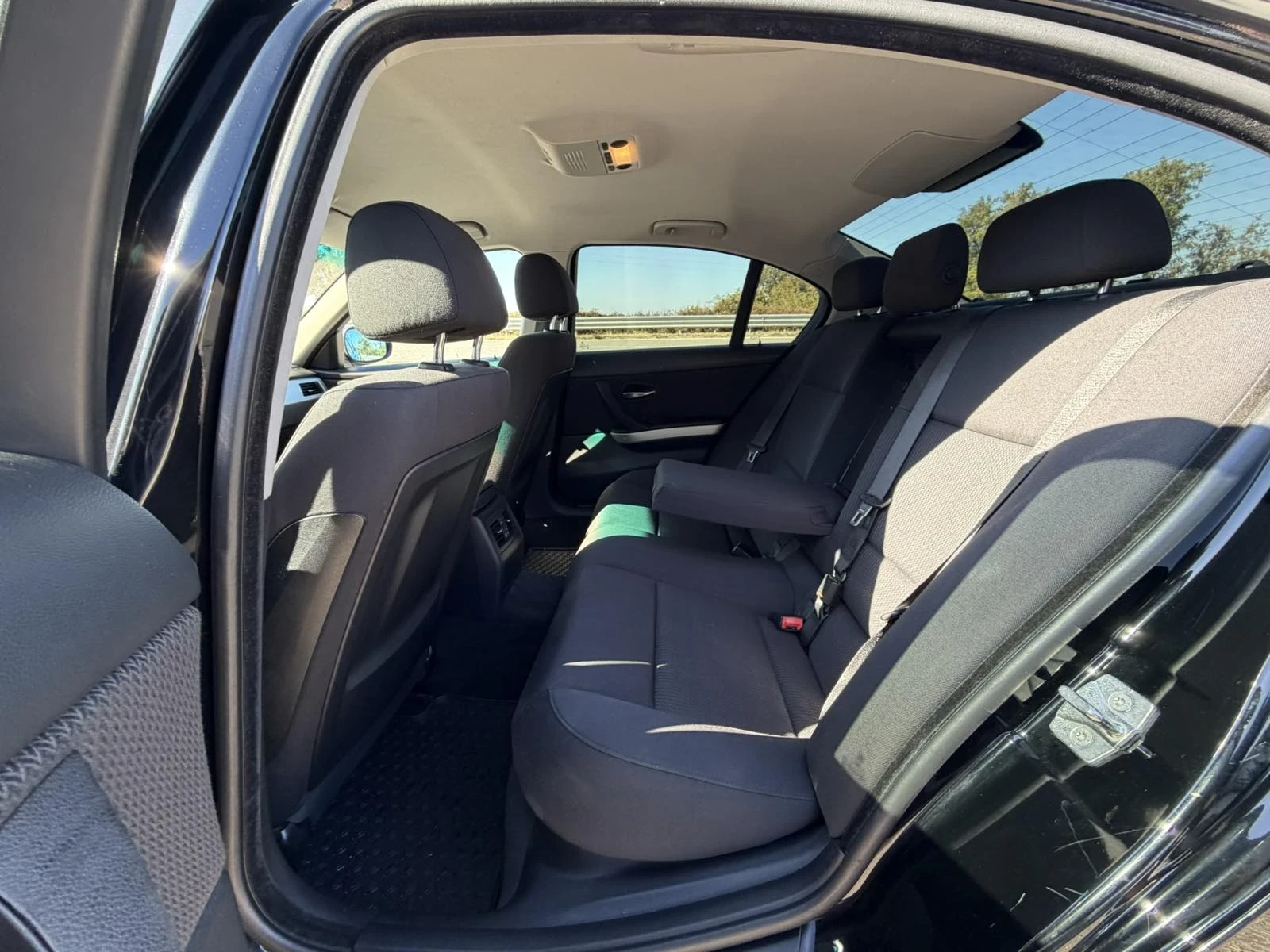 BMW 330 3.0 D, снимка 11 - Автомобили и джипове - 56357408