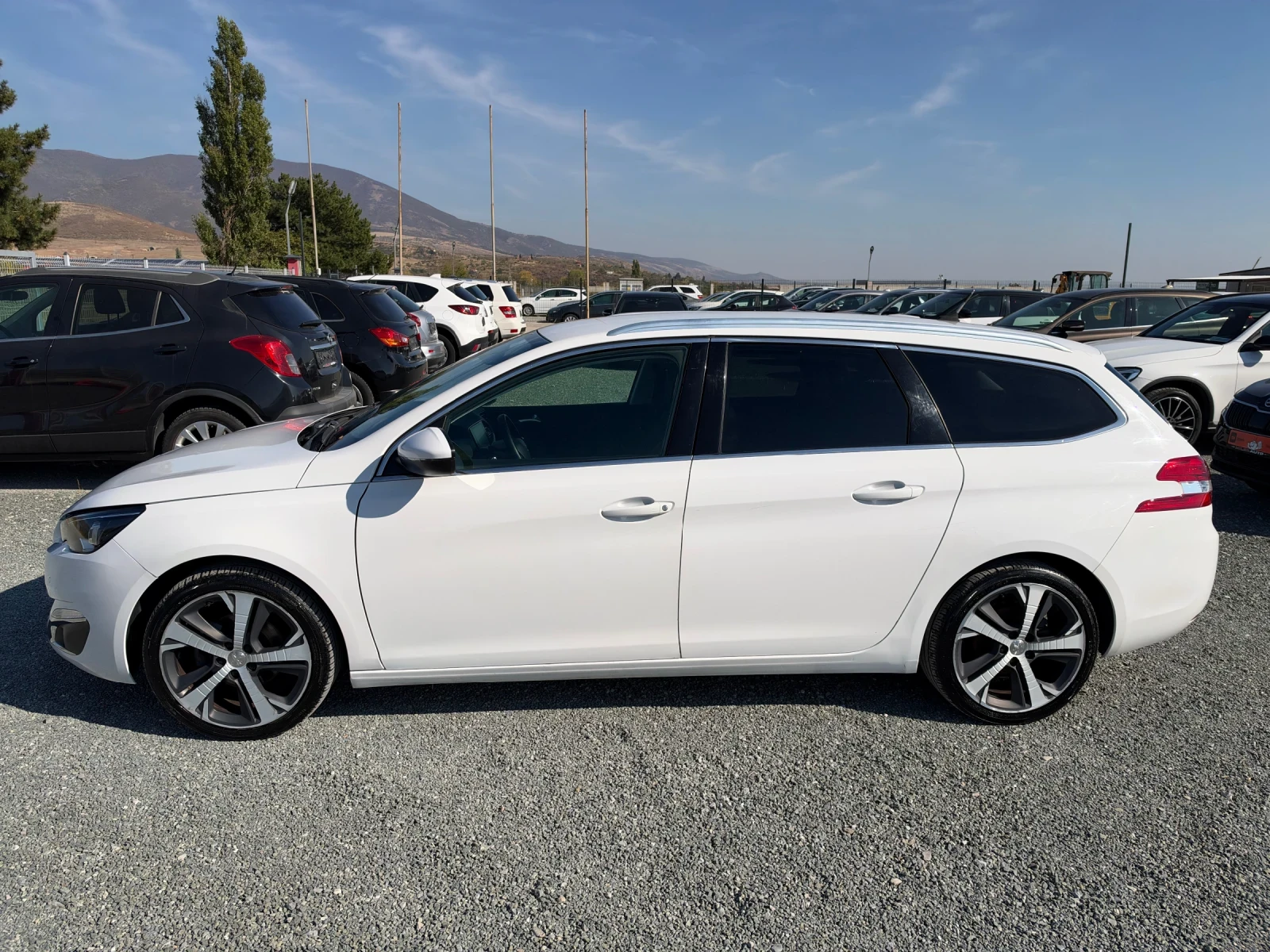 Peugeot 308 (KATO НОВА), снимка 10 - Автомобили и джипове - 56573437