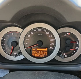Обява за продажба на Toyota Rav4 2.2 D-4-D  ~11 800 лв. - изображение 6