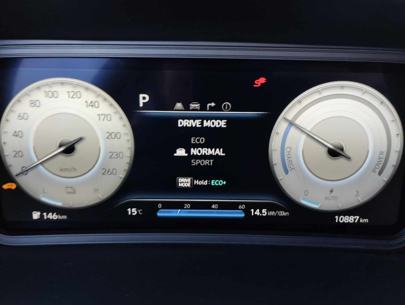 Hyundai Kona 64 kWh, снимка 14 - Автомобили и джипове - 46436610