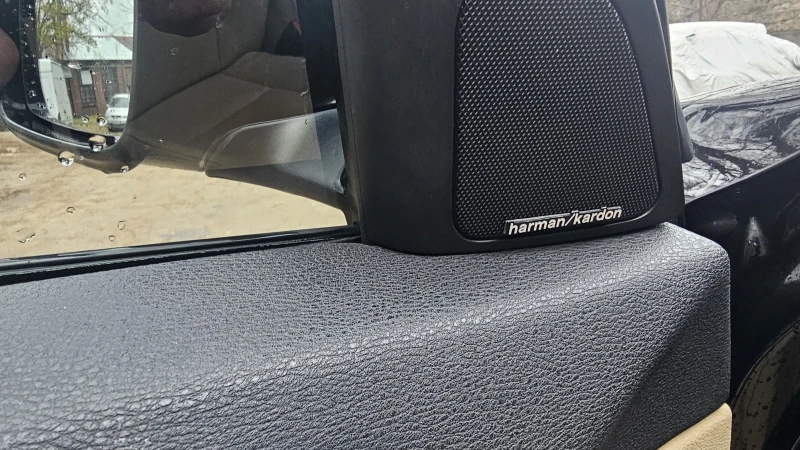 BMW X1 2.0D FACELIFT Xdrive ZF8-степенна скоростна кутия, снимка 14 - Автомобили и джипове - 52855941