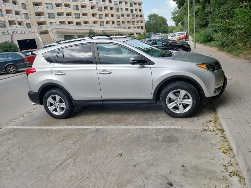 Toyota Rav4 XLE / LPG - изображение 3