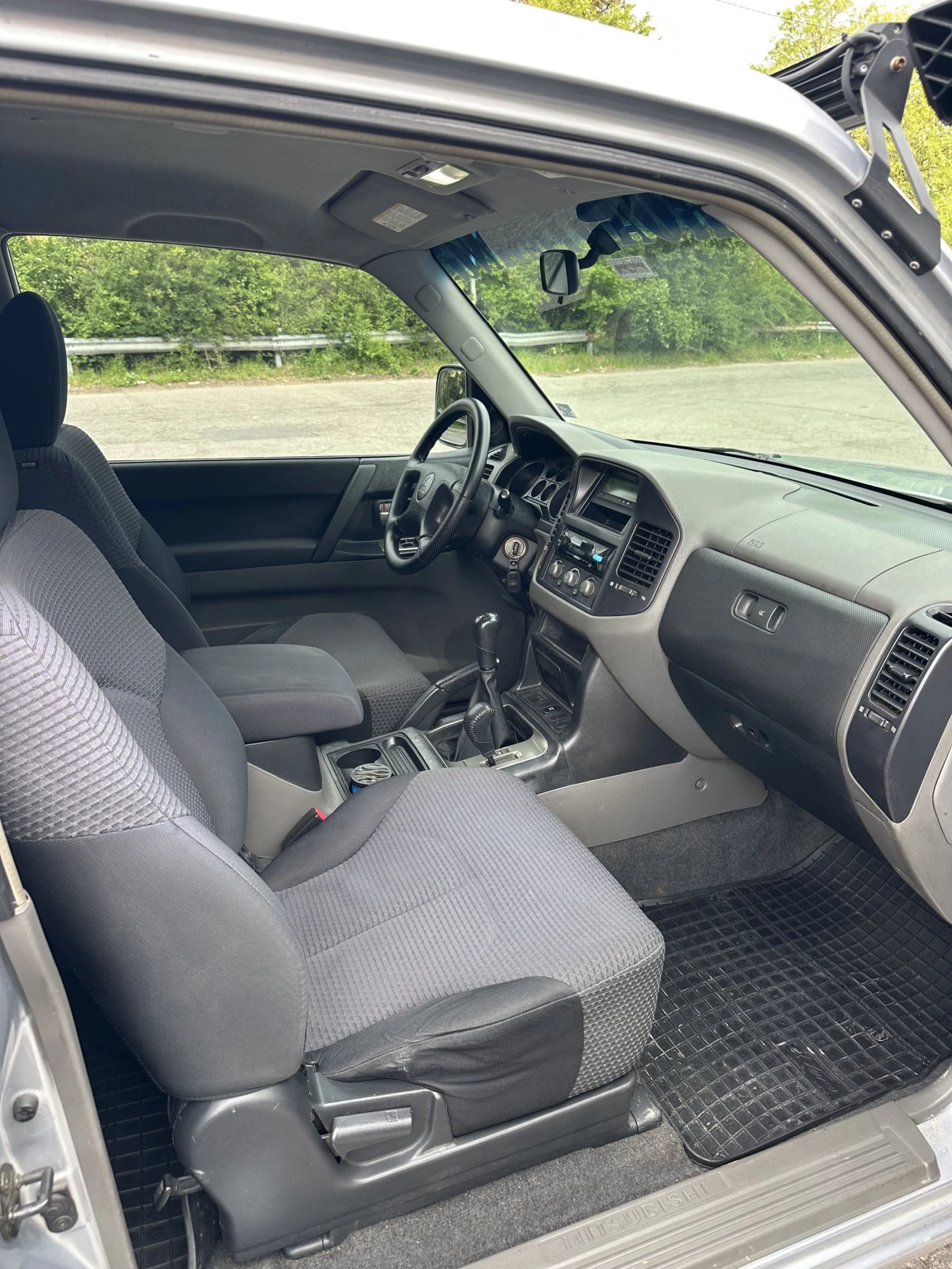 Mitsubishi Pajero 2.5 tdi 116+ к.с - изображение 6