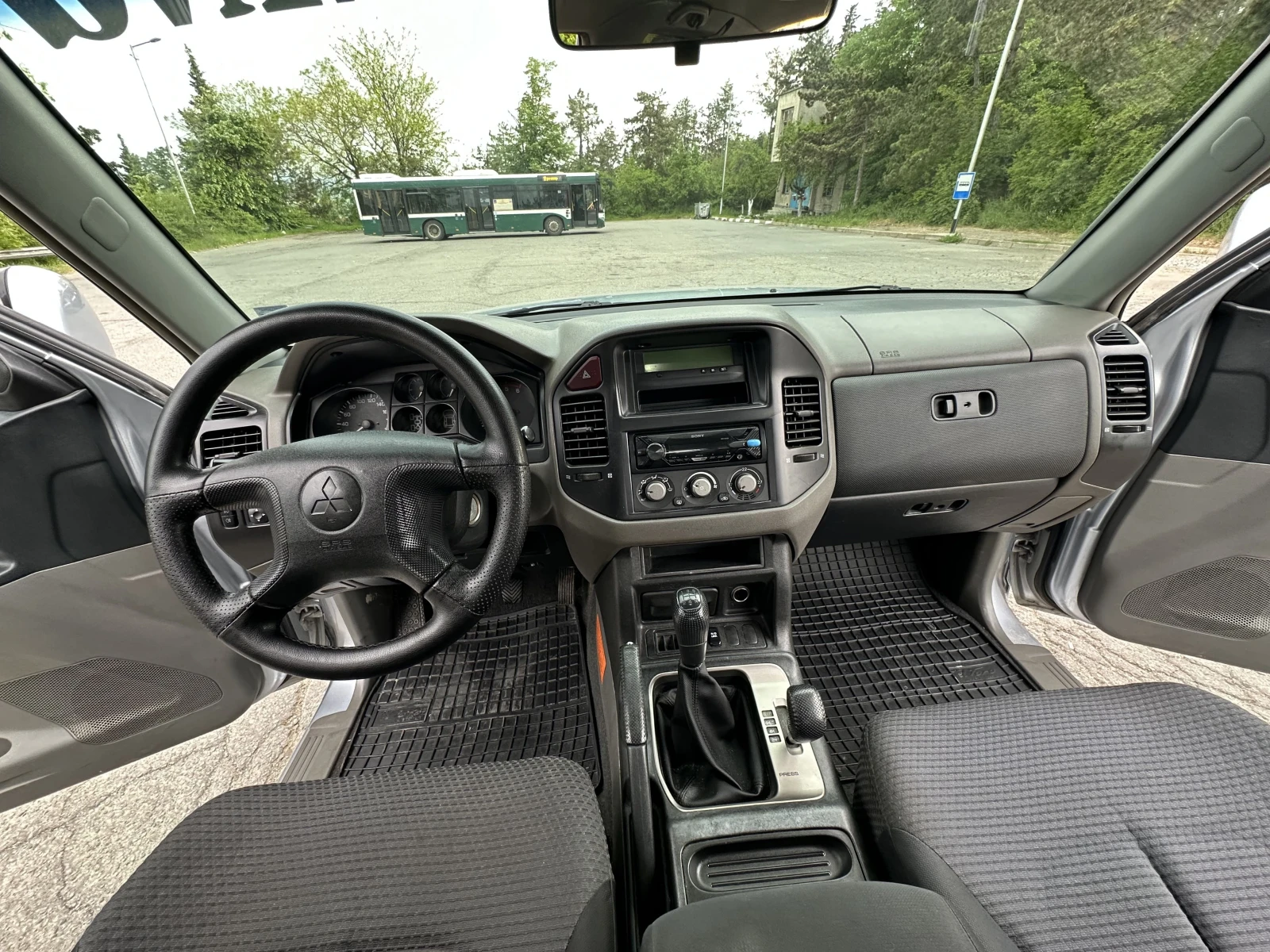 Mitsubishi Pajero 2.5 tdi 116+ к.с - изображение 7