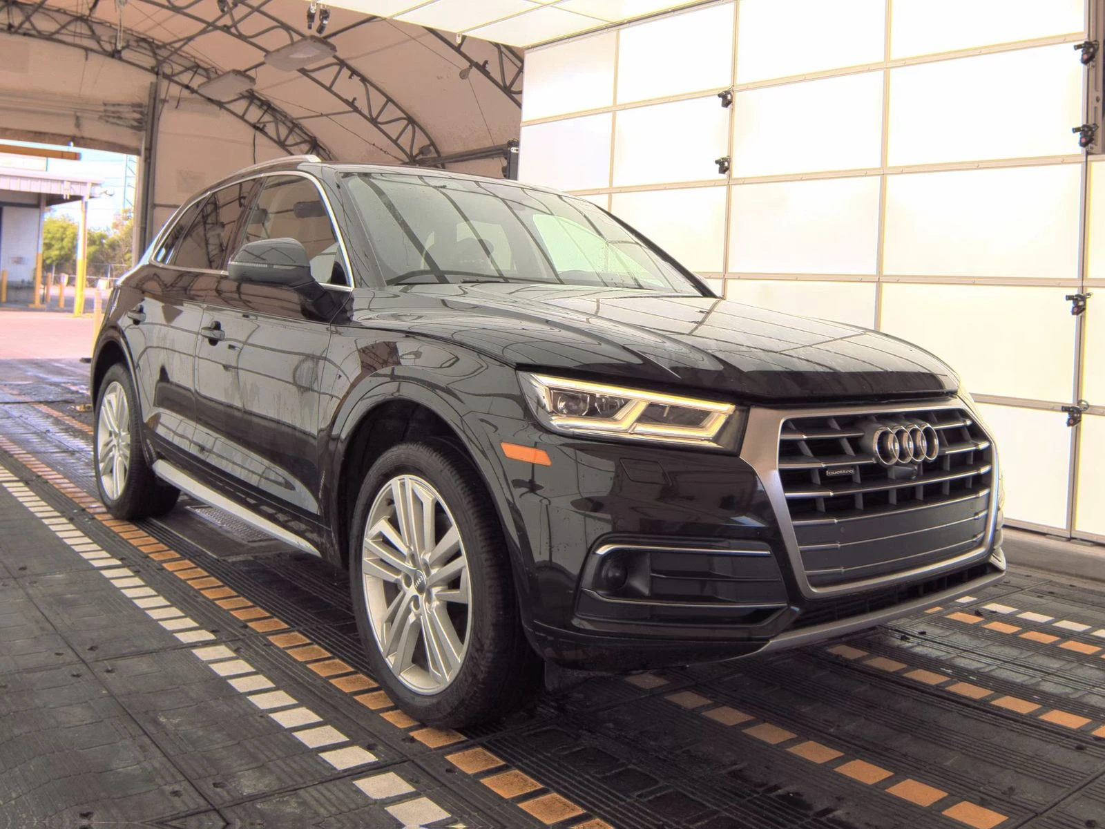 Audi Q5 PRESTIGE Matrix* Обдух* B&O* 360* Дистроник* Пано* - изображение 3