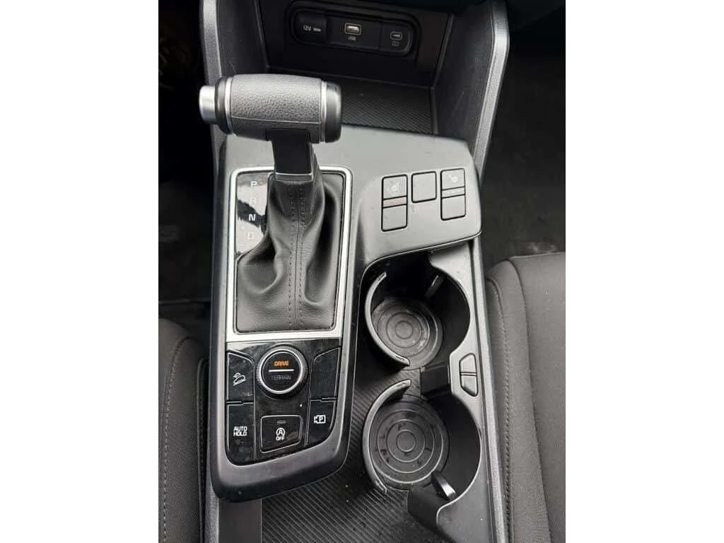 Kia Sportage * AWD * CARFAX * ЦЕНА ДО БГ, снимка 11 - Автомобили и джипове - 53749291