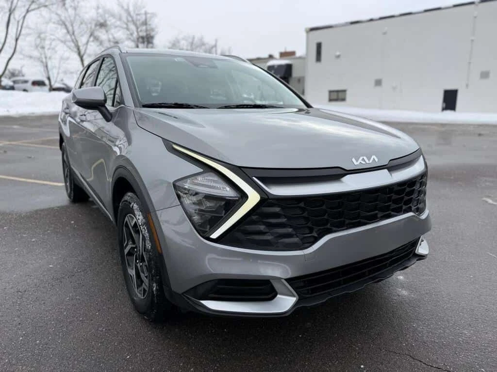 Kia Sportage * AWD * CARFAX * ЦЕНА ДО БГ, снимка 3 - Автомобили и джипове - 53749291