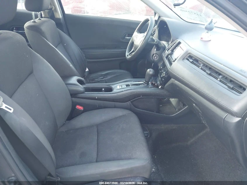 Honda Hr-v 1.8l 2Wd Lx, снимка 5 - Автомобили и джипове - 54314765