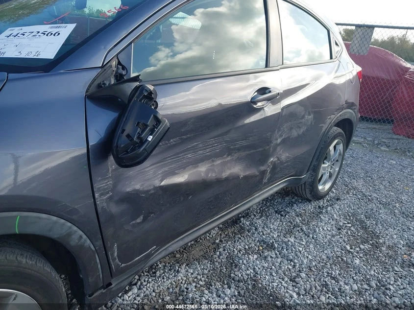 Honda Hr-v 1.8l 2Wd Lx, снимка 6 - Автомобили и джипове - 54314765