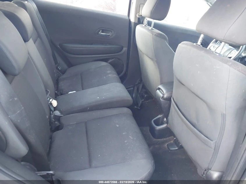 Honda Hr-v 1.8l 2Wd Lx, снимка 8 - Автомобили и джипове - 54314765