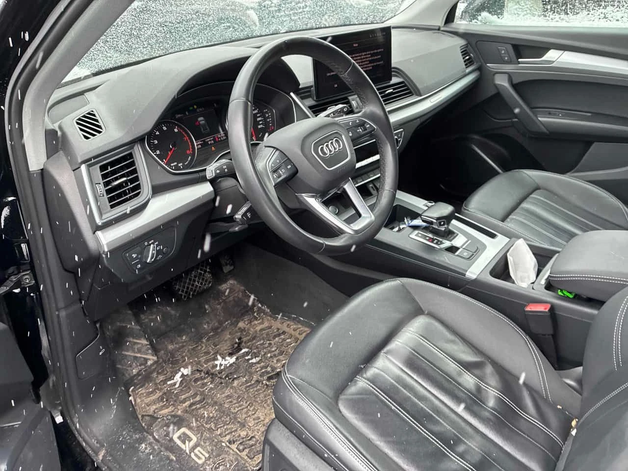 Audi Q5 Komfort /DISTRONIC/CAMERA/ПОДГРЕВИ/ШИБИДАХ, снимка 5 - Автомобили и джипове - 54706681