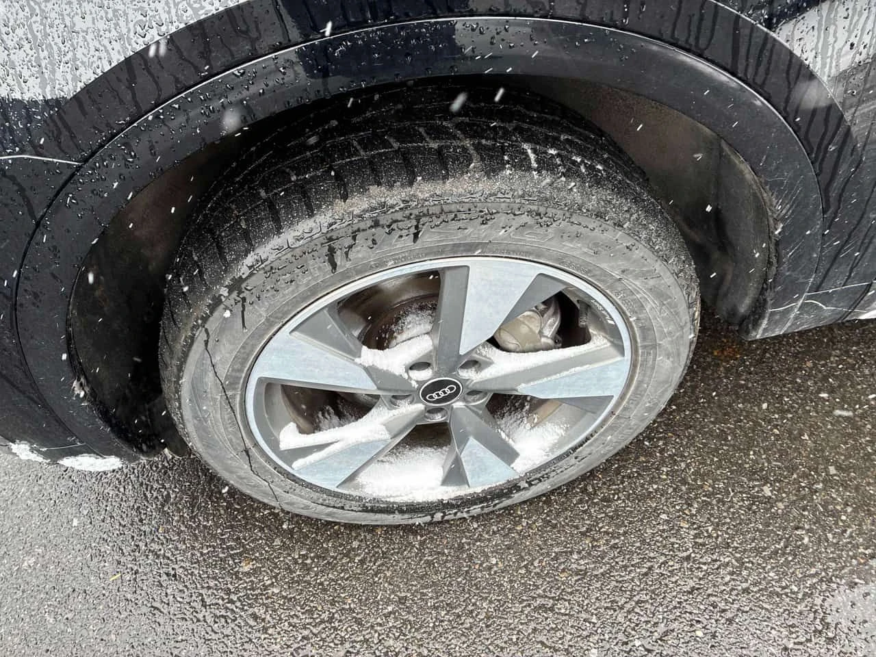 Audi Q5 Komfort /DISTRONIC/CAMERA/ПОДГРЕВИ/ШИБИДАХ, снимка 7 - Автомобили и джипове - 54706681