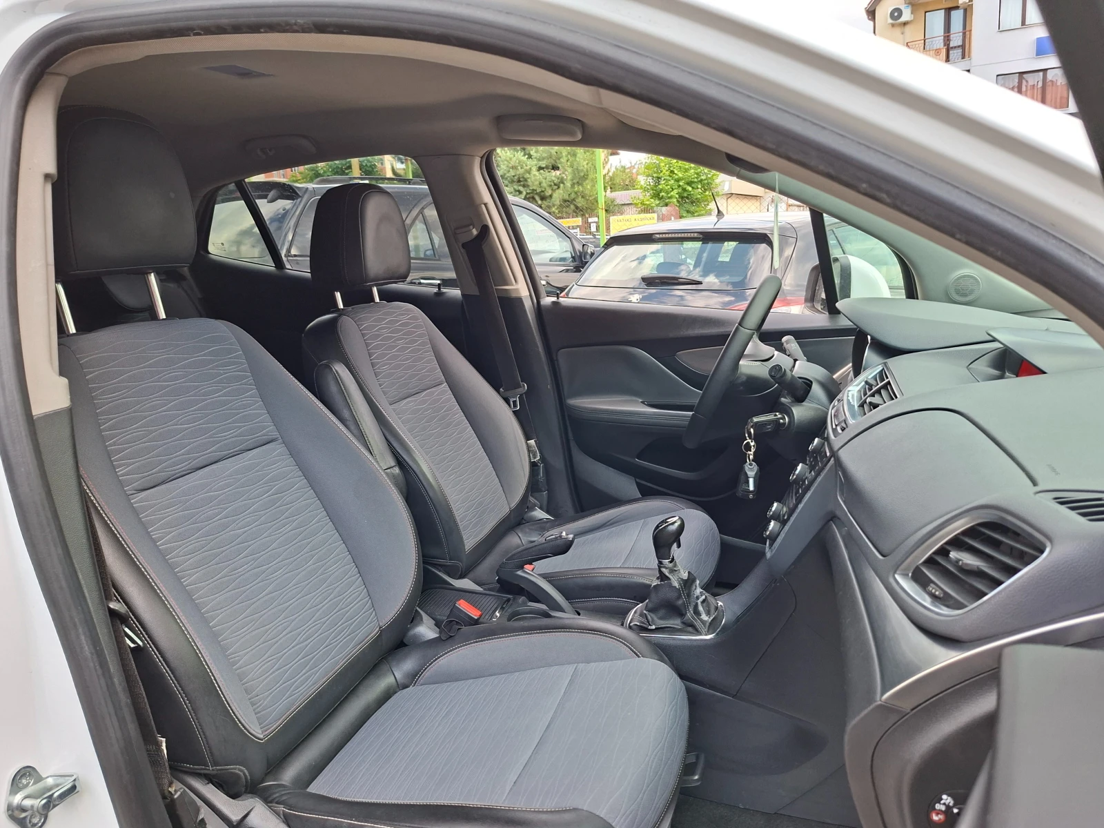 Opel Mokka 1.6CDTI* COSMO* 36м. х 191EUR.* , снимка 14 - Автомобили и джипове - 55051219