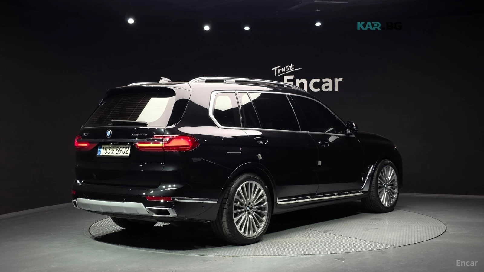 BMW X7 40d* ВЪЗДУХ* 360* ЕКРАНИ* ОБДУХВАНЕ* ДИСТРОНИК, снимка 2 - Автомобили и джипове - 55835873