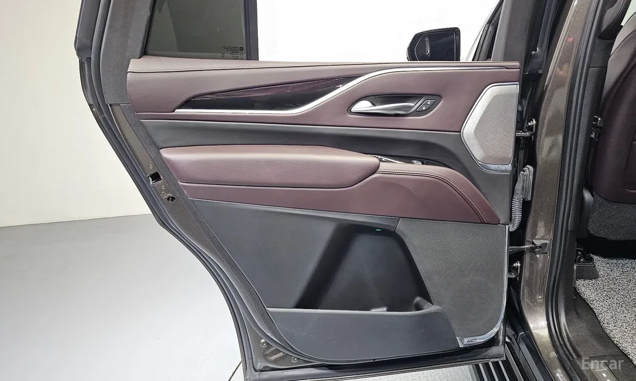 Cadillac Escalade Luxury Platinum* Rear Seat Entertainment, снимка 15 - Автомобили и джипове - 55896875