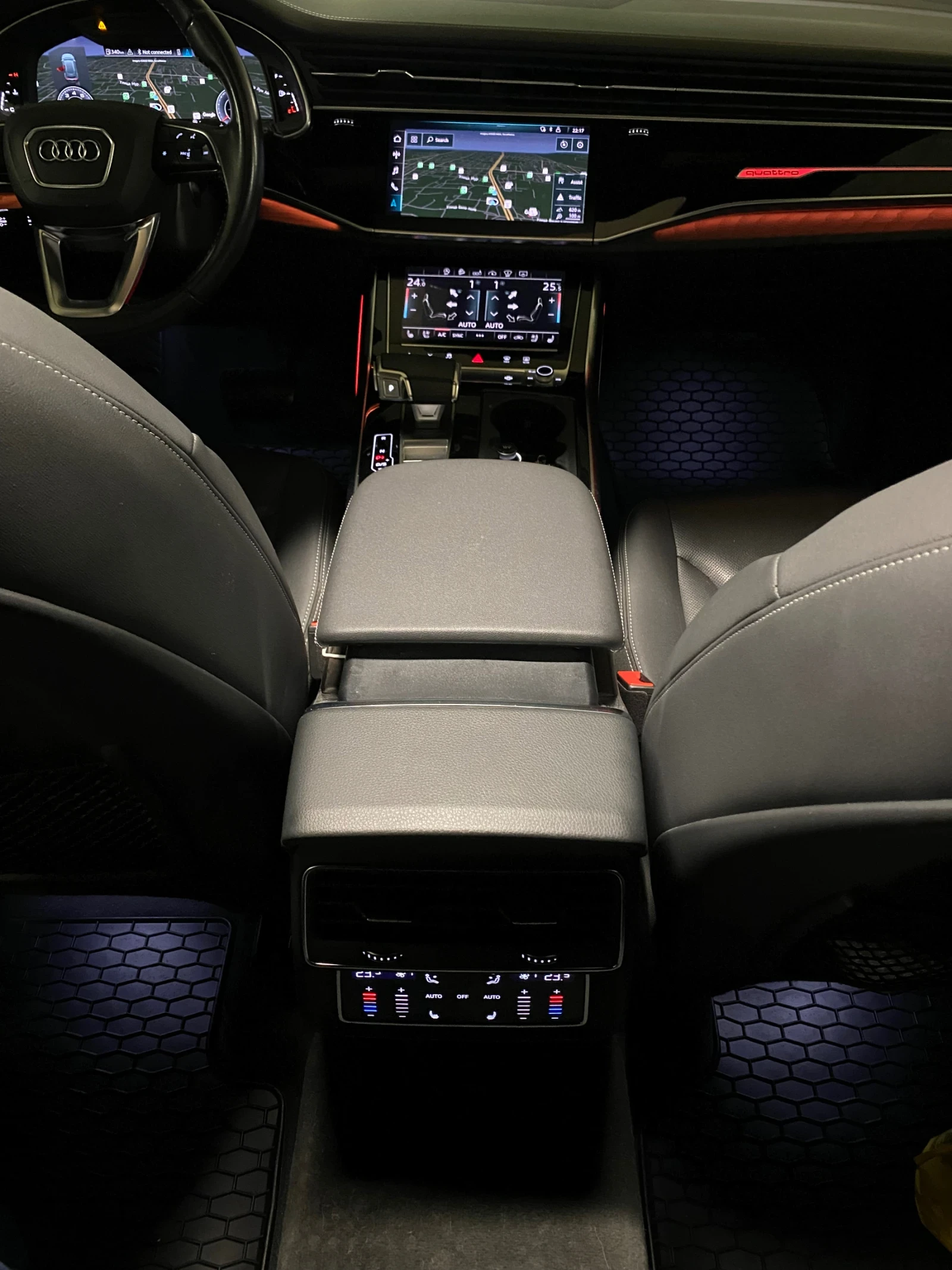 Audi Q8 55 TFSI S-line , снимка 11 - Автомобили и джипове - 56134912